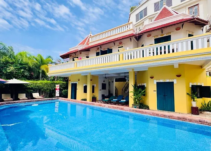 Wat Damnak Hotel
