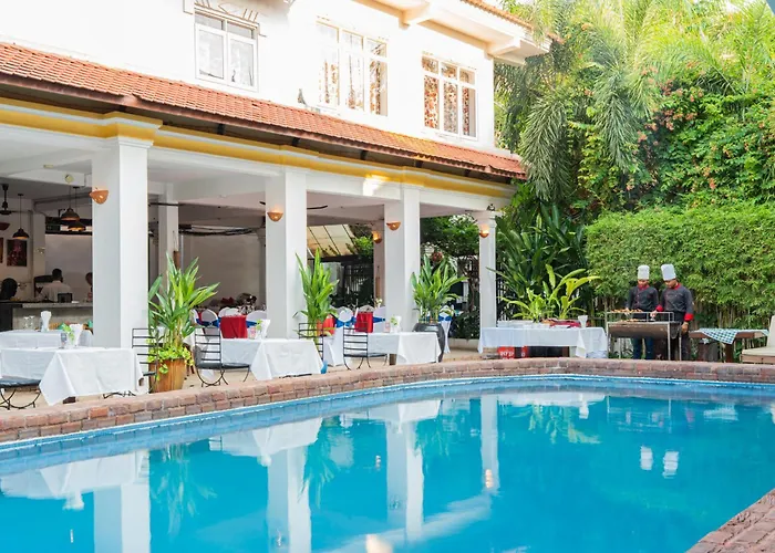 Wat Damnak Hotel