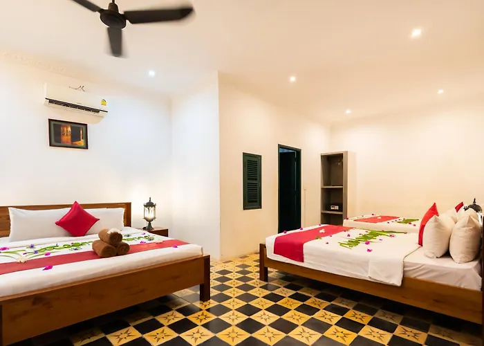 Wat Damnak Hotel