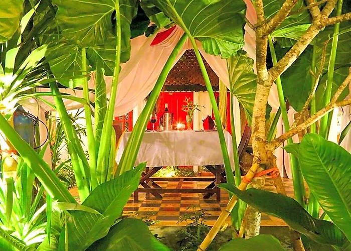 Wat Damnak Hotel