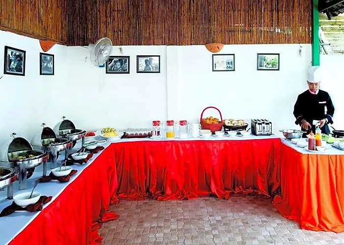Wat Damnak Hotel