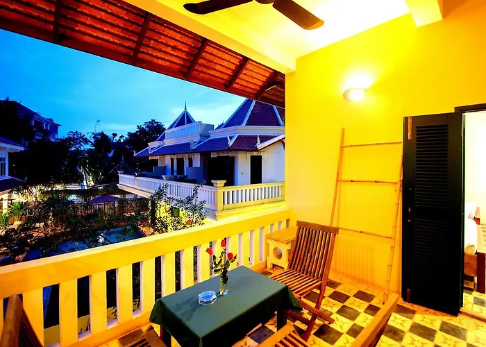 Wat Damnak 3*